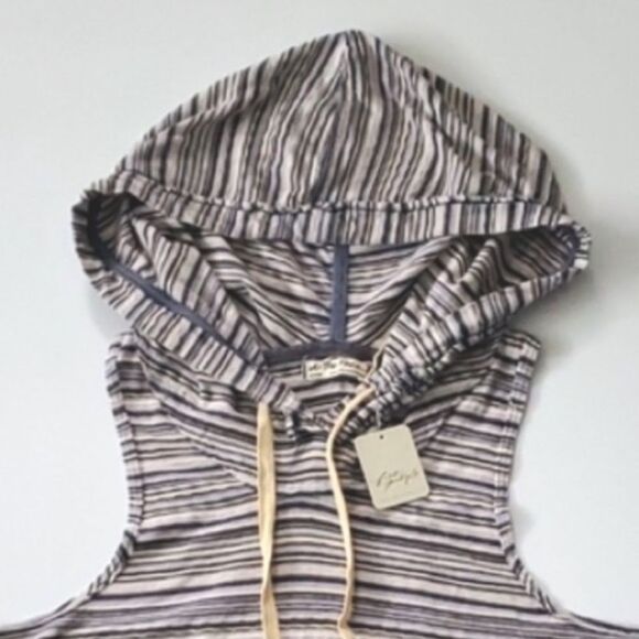 FREE PEOPLE WOMEN’S HOODIE TANK ON FIRE 🔥 SIZE SMALL ALL ABOARD BLUE NWOT - Picture 4 of 4